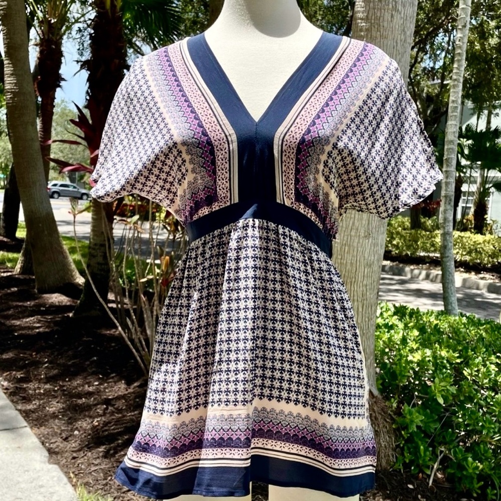 Anthropologie Floral Scarf Print Tunic Blouse Size XS Silk V-neck Blue Boho Chic